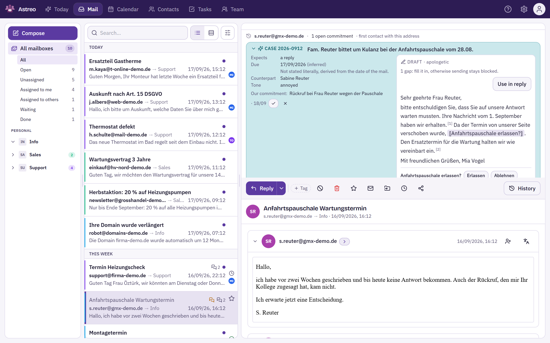 Mail view with the list on the left, the case with its draft at the top and the mail below