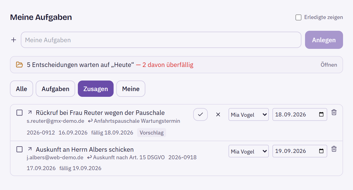 Aufgabenbereich mit dem Filter Zusagen, einer bestätigten Zusage und einem Vorschlag mit den Knöpfen Als Zusage bestätigen und Keine Zusage